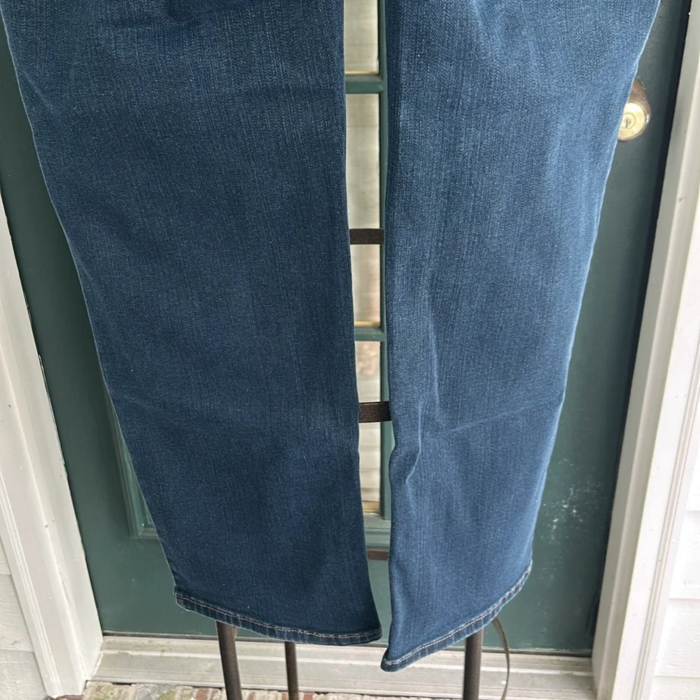 Chico's So Lifting So Slimming Collection Dark Straight Leg Jeans 14 (2.5 Short)